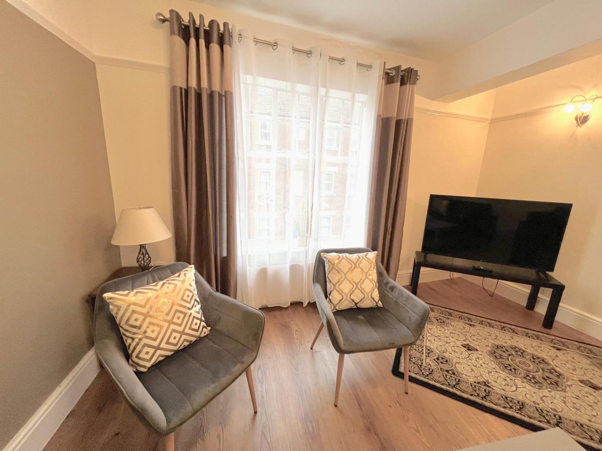 Large Family-Friendly 2Bd Glastonbury Retreat, Sleeps 5 Εξωτερικό φωτογραφία